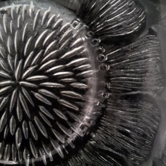 Set of 4 Arcoroc Fleur Clear Glass Cup Saucer Made in France 5 3/8" Discontinued - Picture 4 of 14